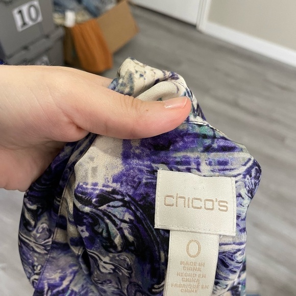 Chico’s Paisley Blue Printed Button Down Shirt 0/S - Picture 3 of 6